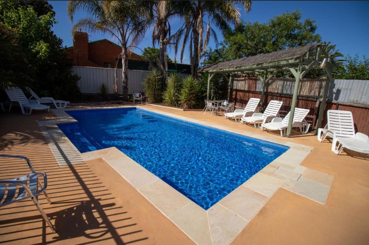 Echuca Holiday Units Экстерьер фото