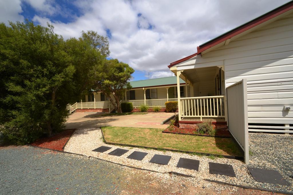 Echuca Holiday Units Экстерьер фото